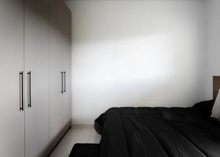 Mediterranean Escape * St. Paul's Bay