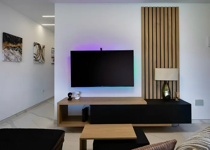 Mediterranean Escape Апартаменты *