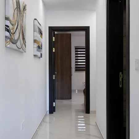 Mediterranean Escape * San Pawl il-Baħar